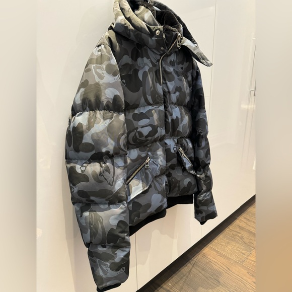 Woodpecker Winter Coat - Picture 2 of 11